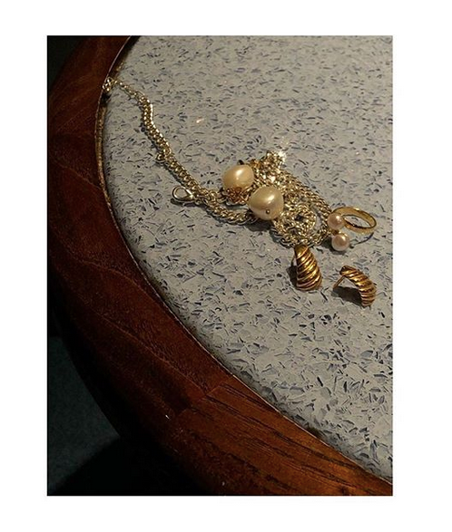 SHELLY LARGE EARRINGS