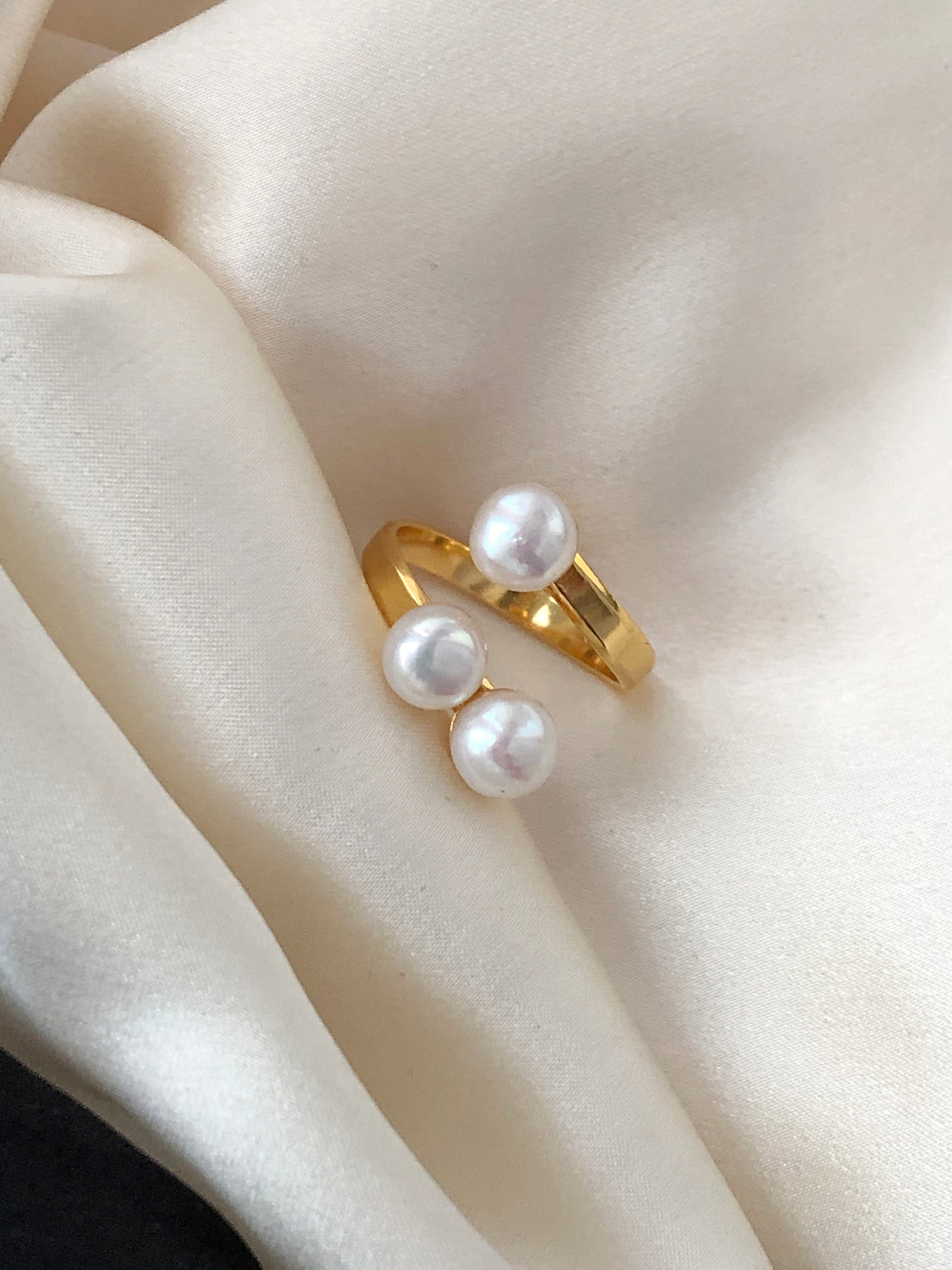 PIERŚCIONEK PERŁOWY TRIPLE PEARL SIMPLE RING