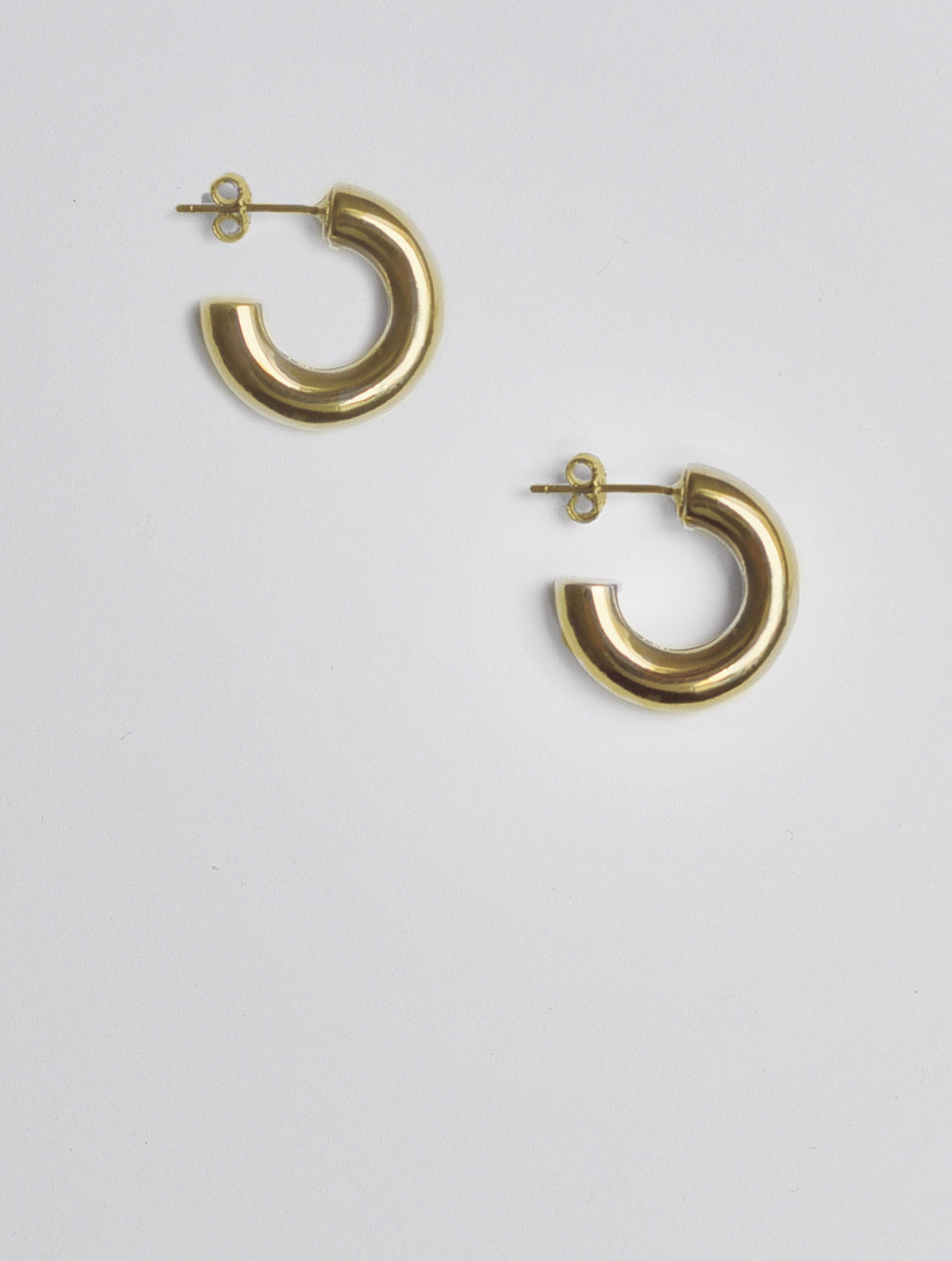 CLASSIC CHUNKY HOOPS EARRINGS