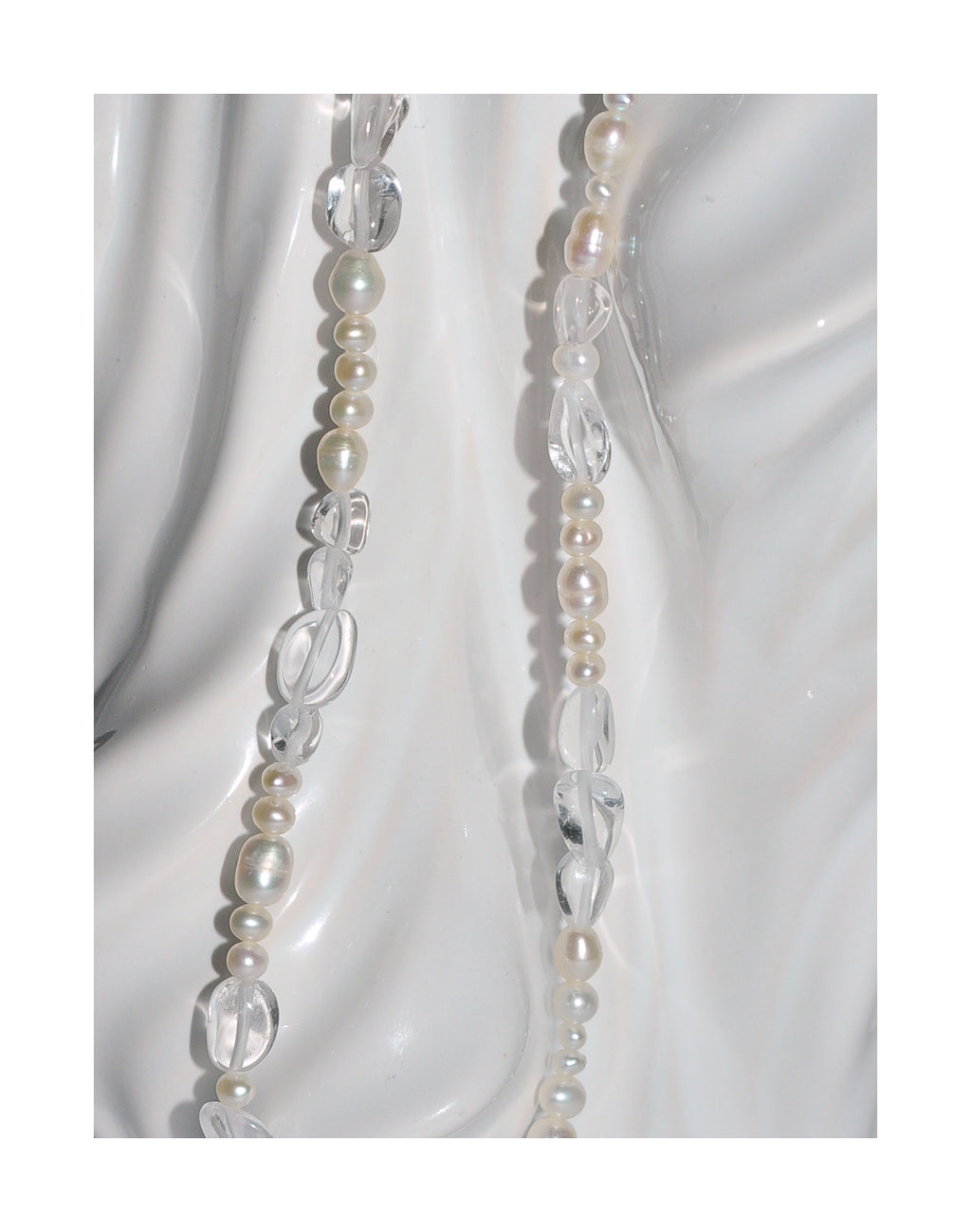 CRYSTAL & PEARLS CHOKER