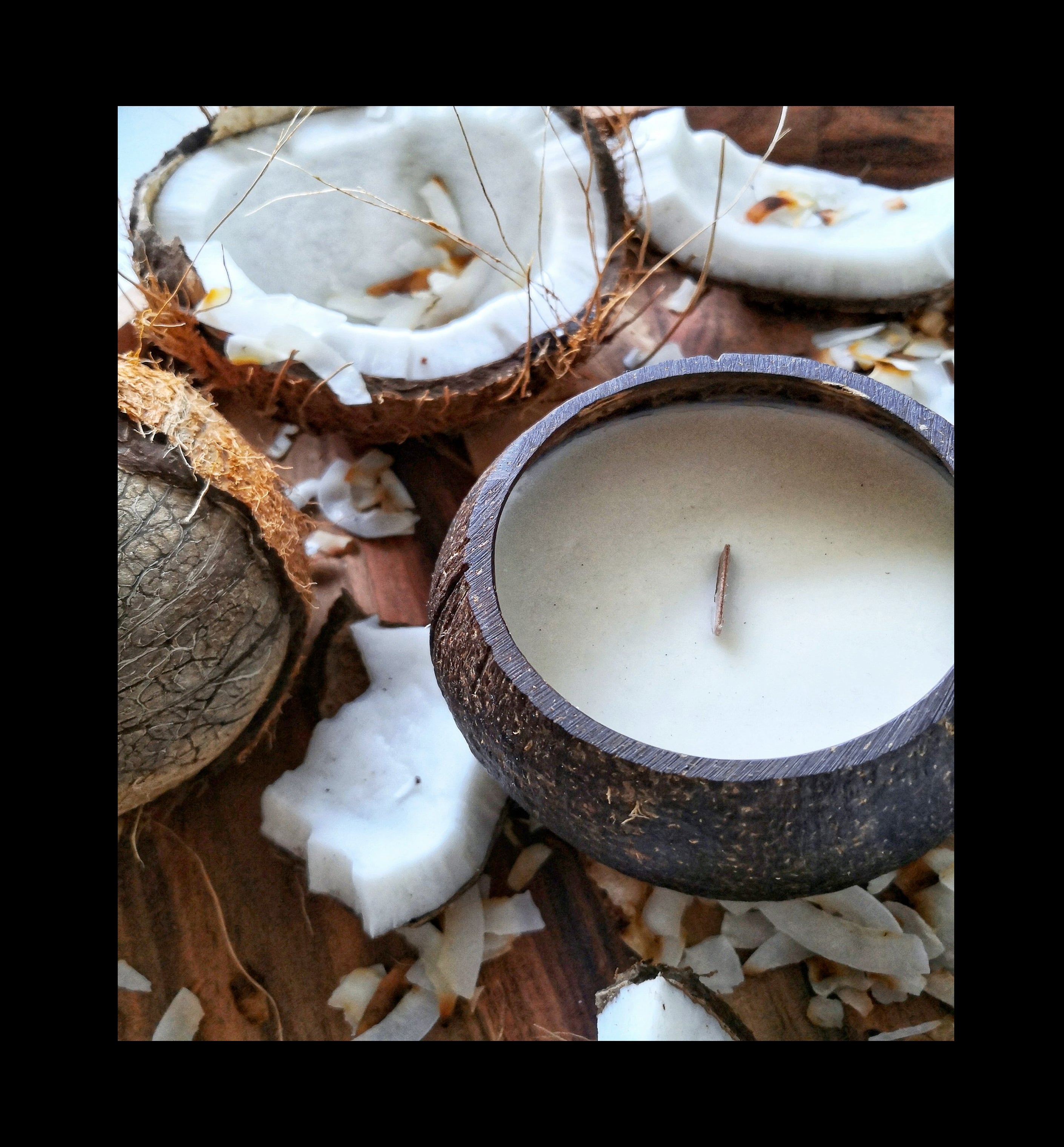 COCONUT SHELL SOY WAX CANDLE