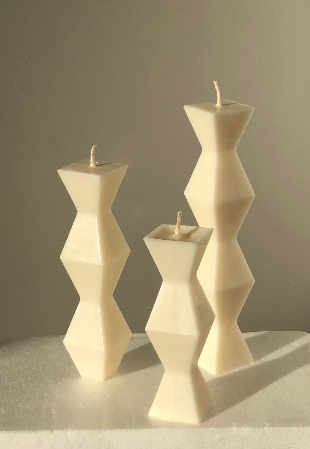 ENDLESS COLUMN | HANDMADE SOY WAX CANDLE