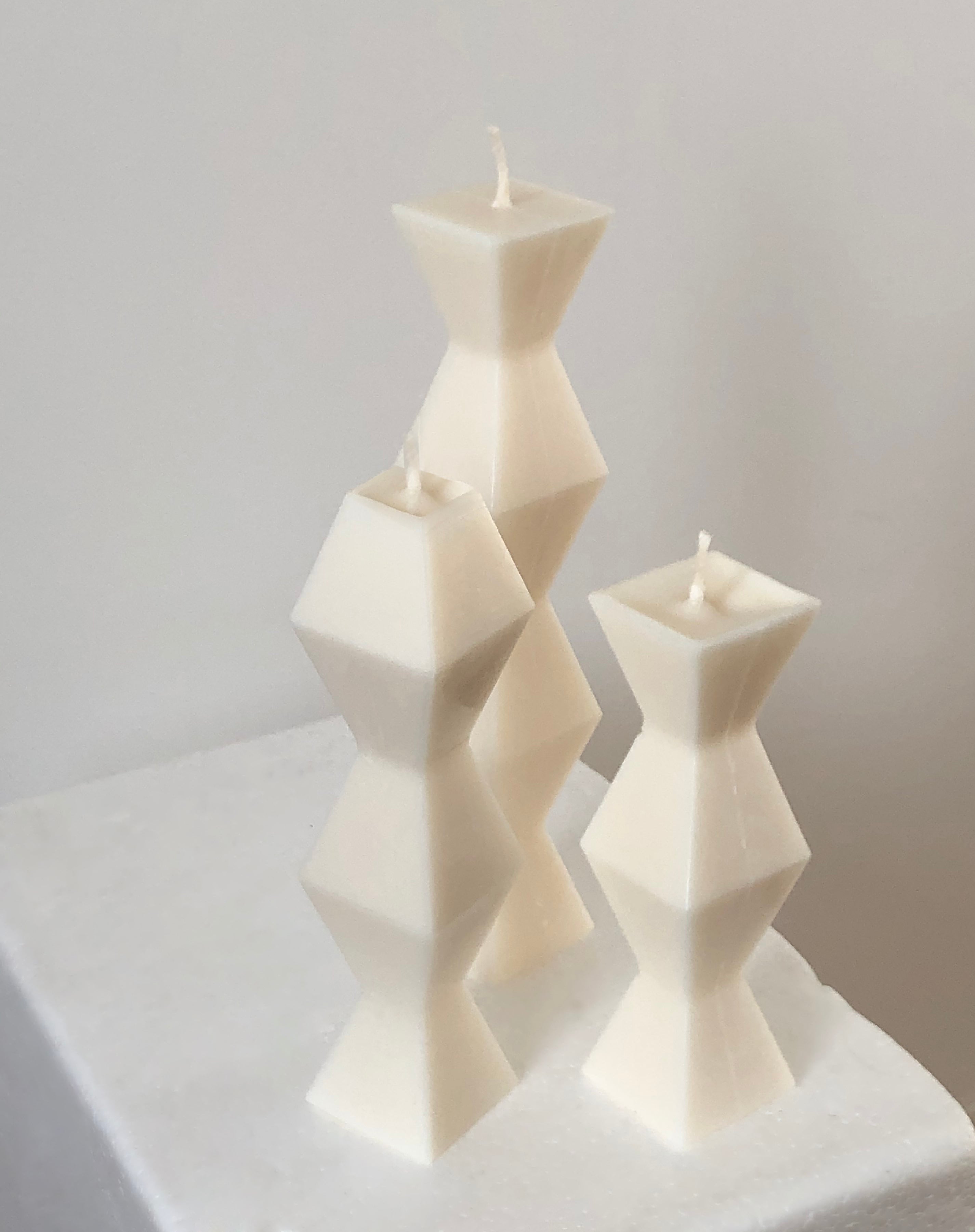 ENDLESS COLUMN | HANDMADE SOY WAX CANDLE
