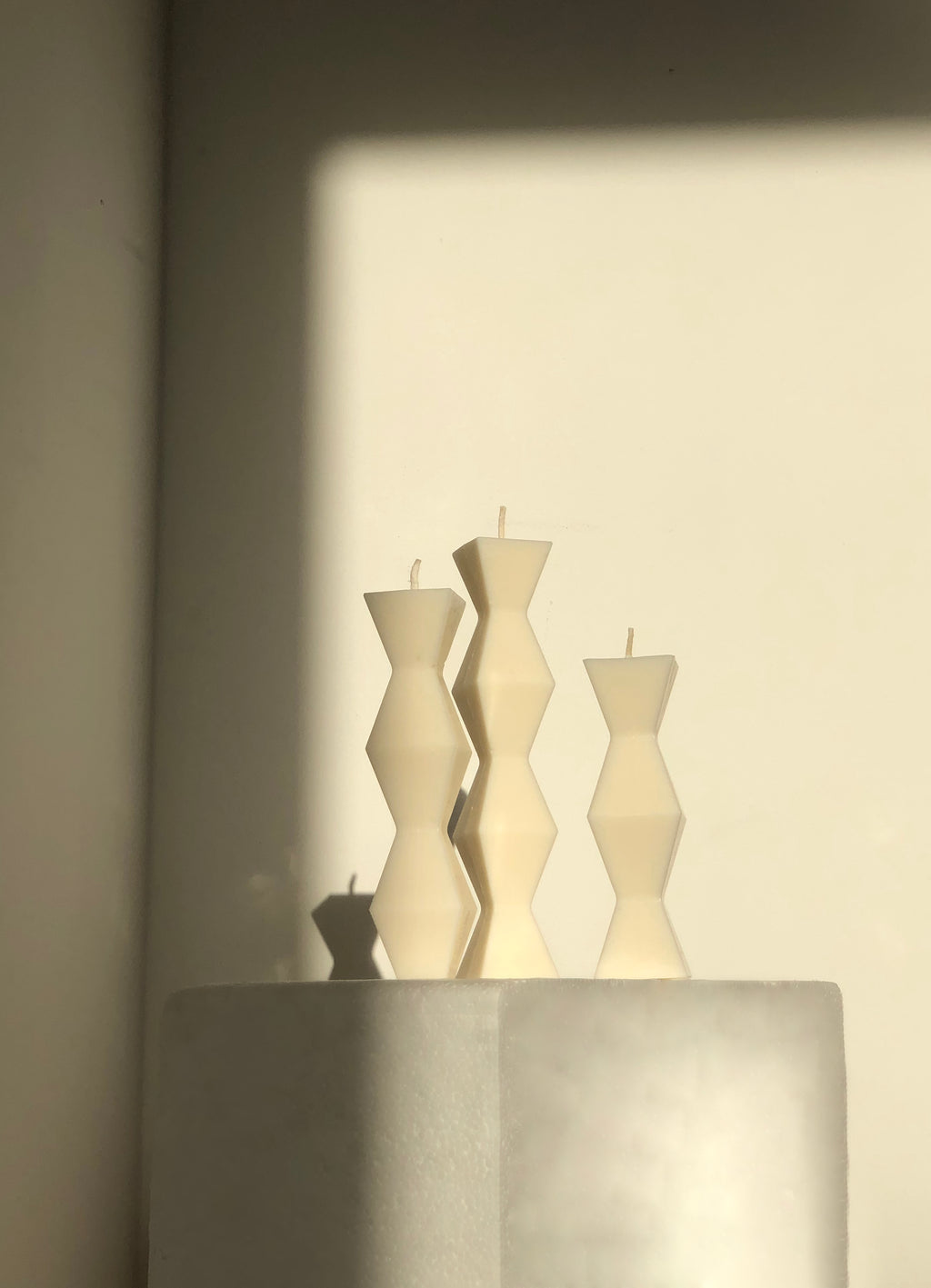 ENDLESS COLUMN | HANDMADE SOY WAX CANDLE