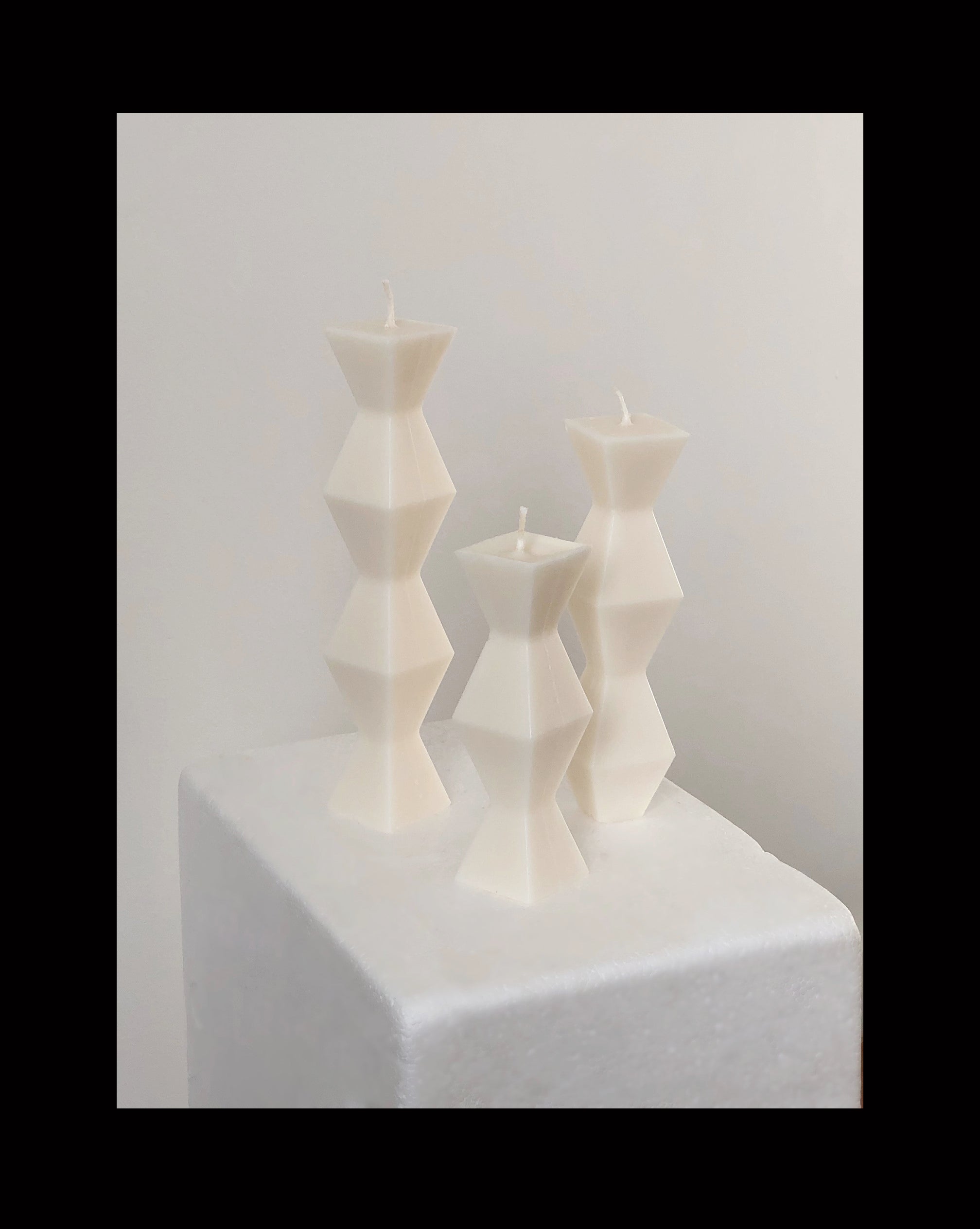 ENDLESS COLUMN | HANDMADE SOY WAX CANDLE