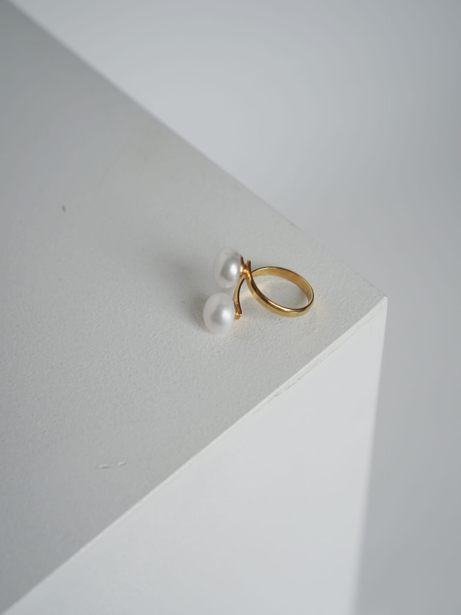 DOUBLE PEARL RING
