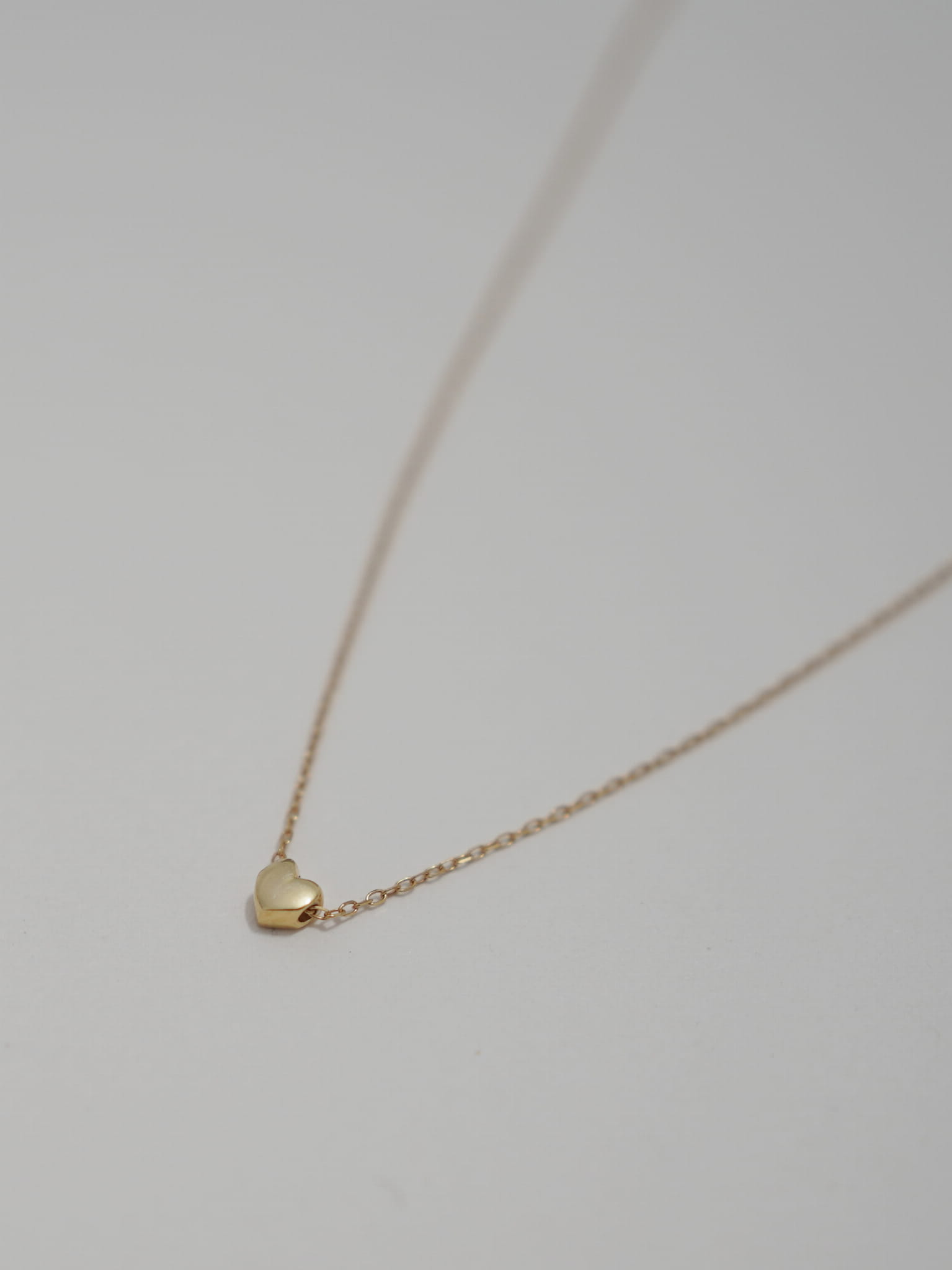 TINY HEART NECKLACE