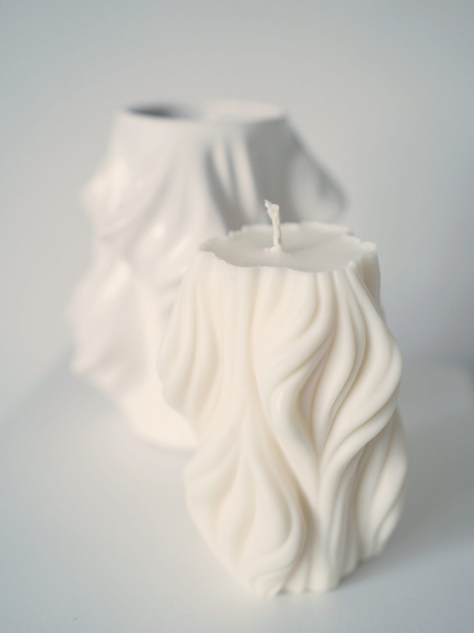 WAVY CANDLE