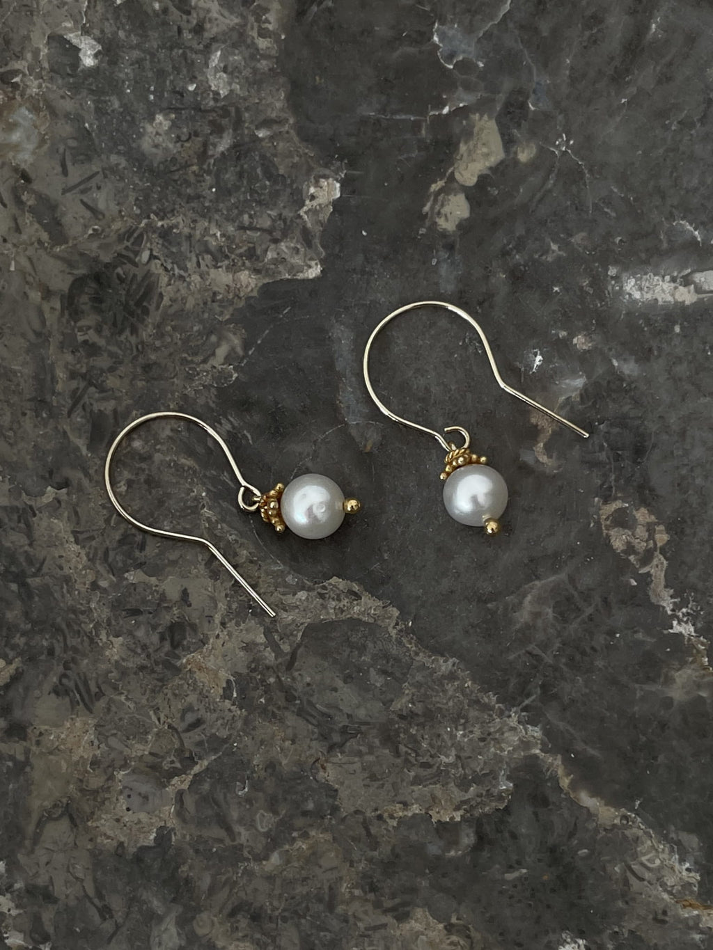 PEARL EARRINGS LIRA