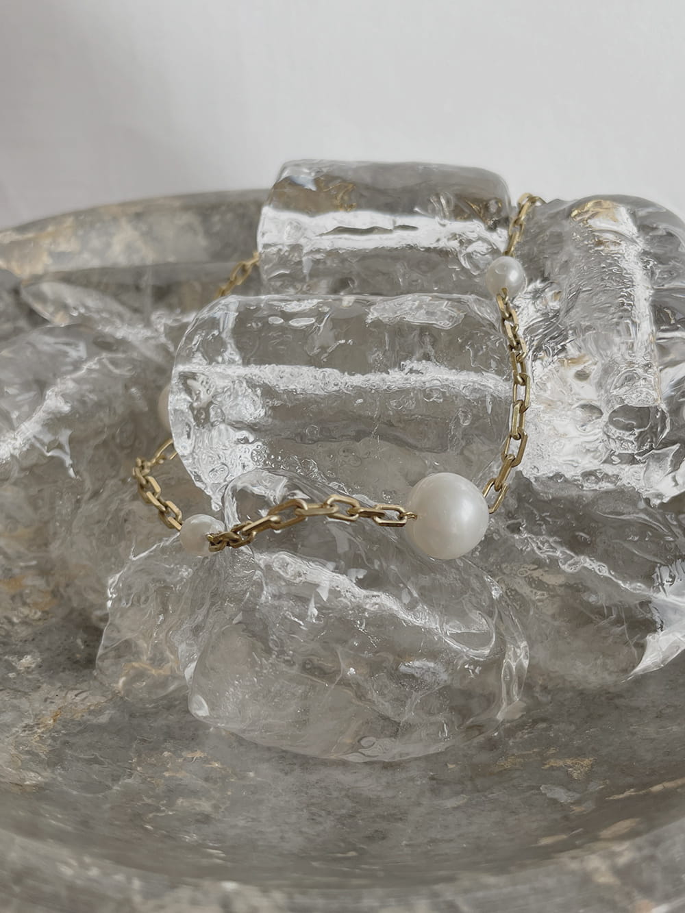 PEARL NECKLACE LIANA