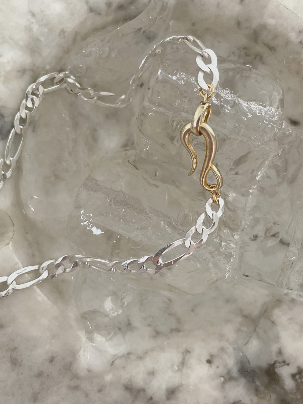 ARYA CHAIN NECKLACE