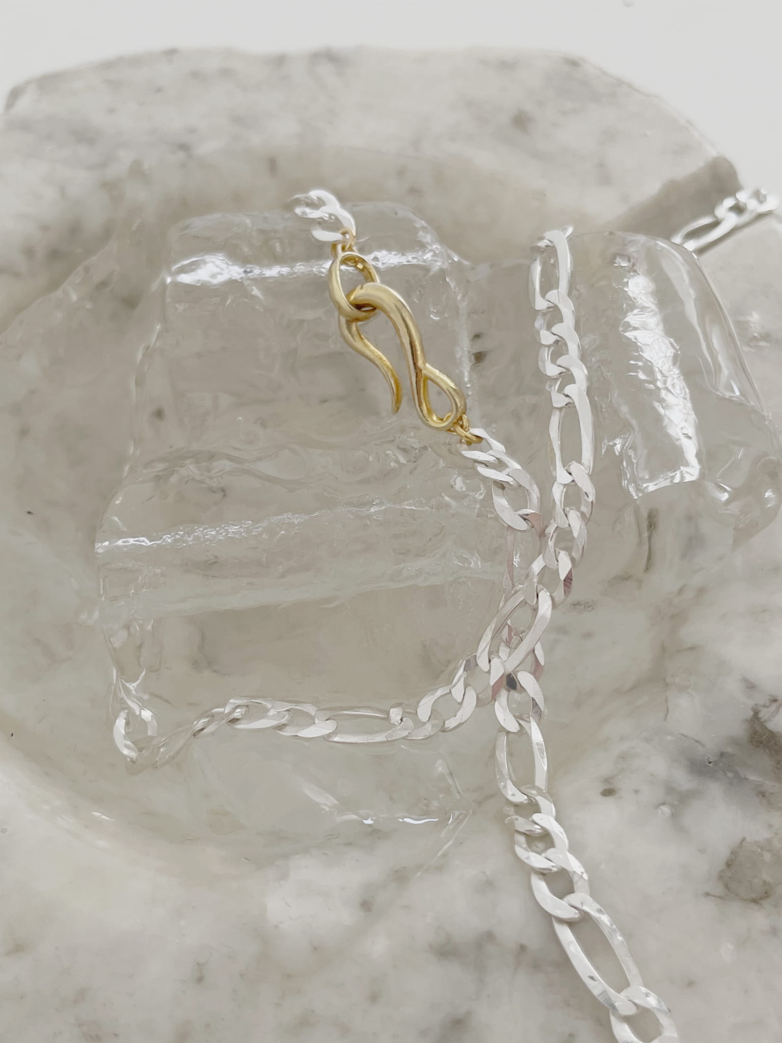 ARYA CHAIN NECKLACE