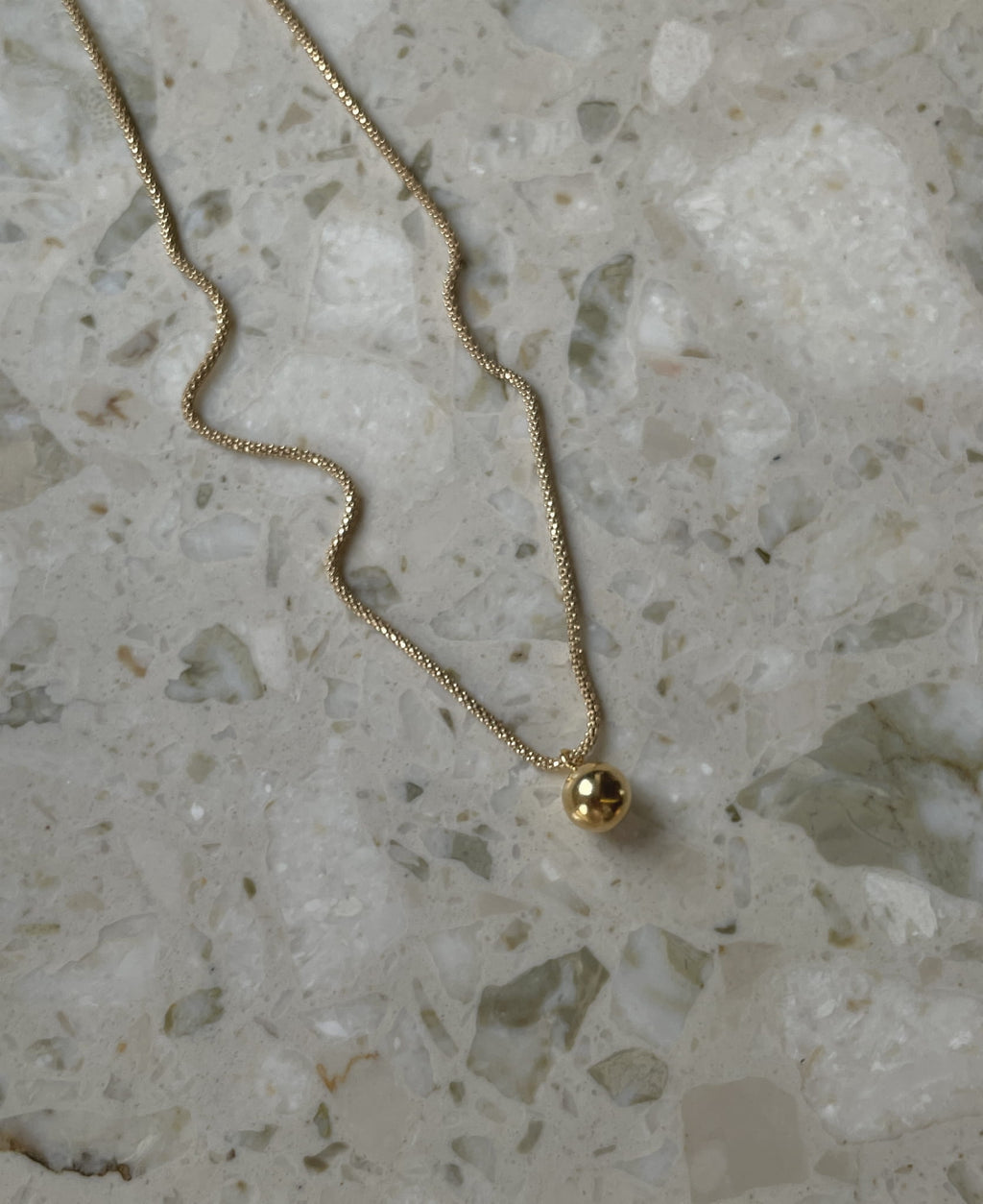 ELIS NECKLACE