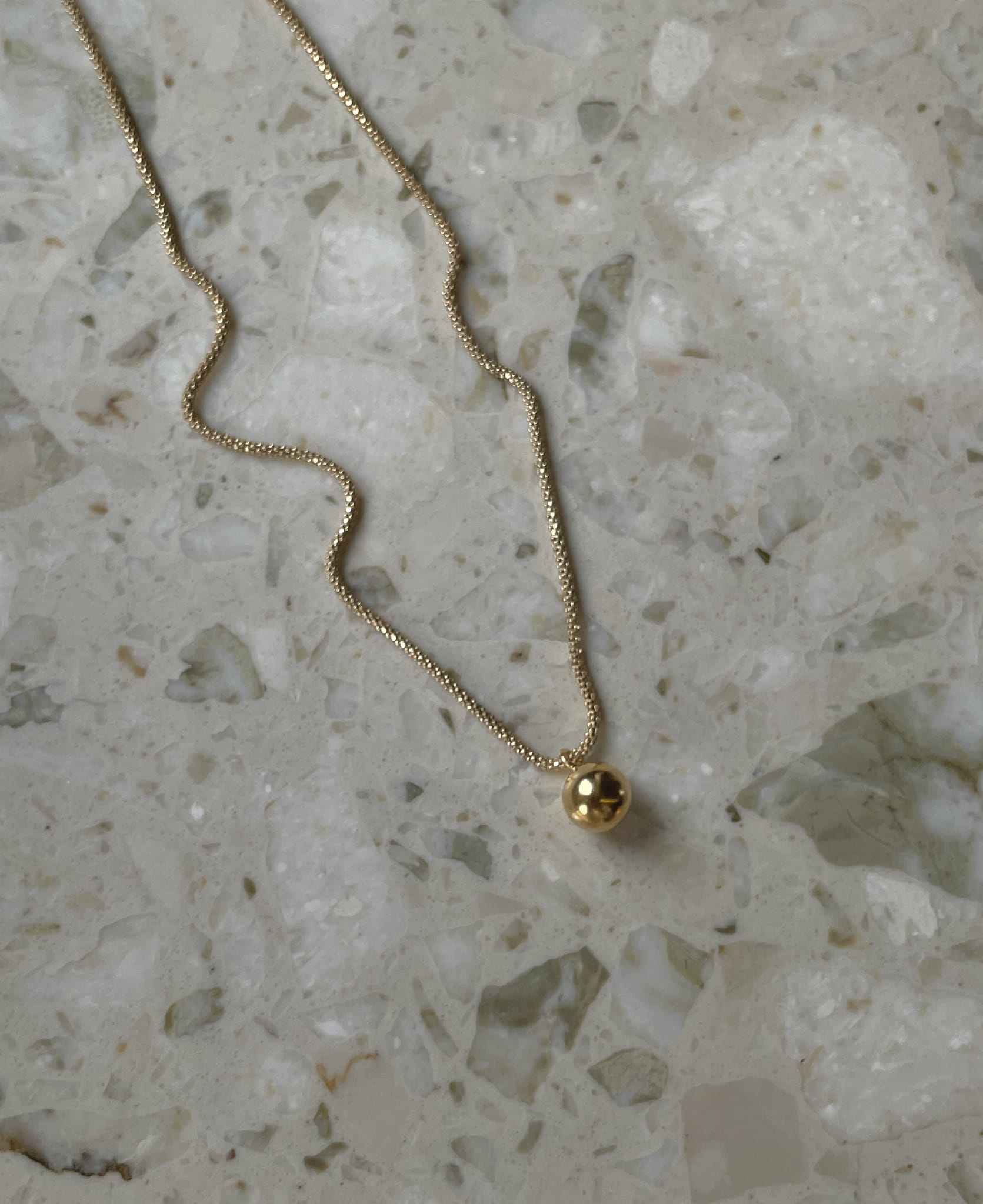 ELIS NECKLACE