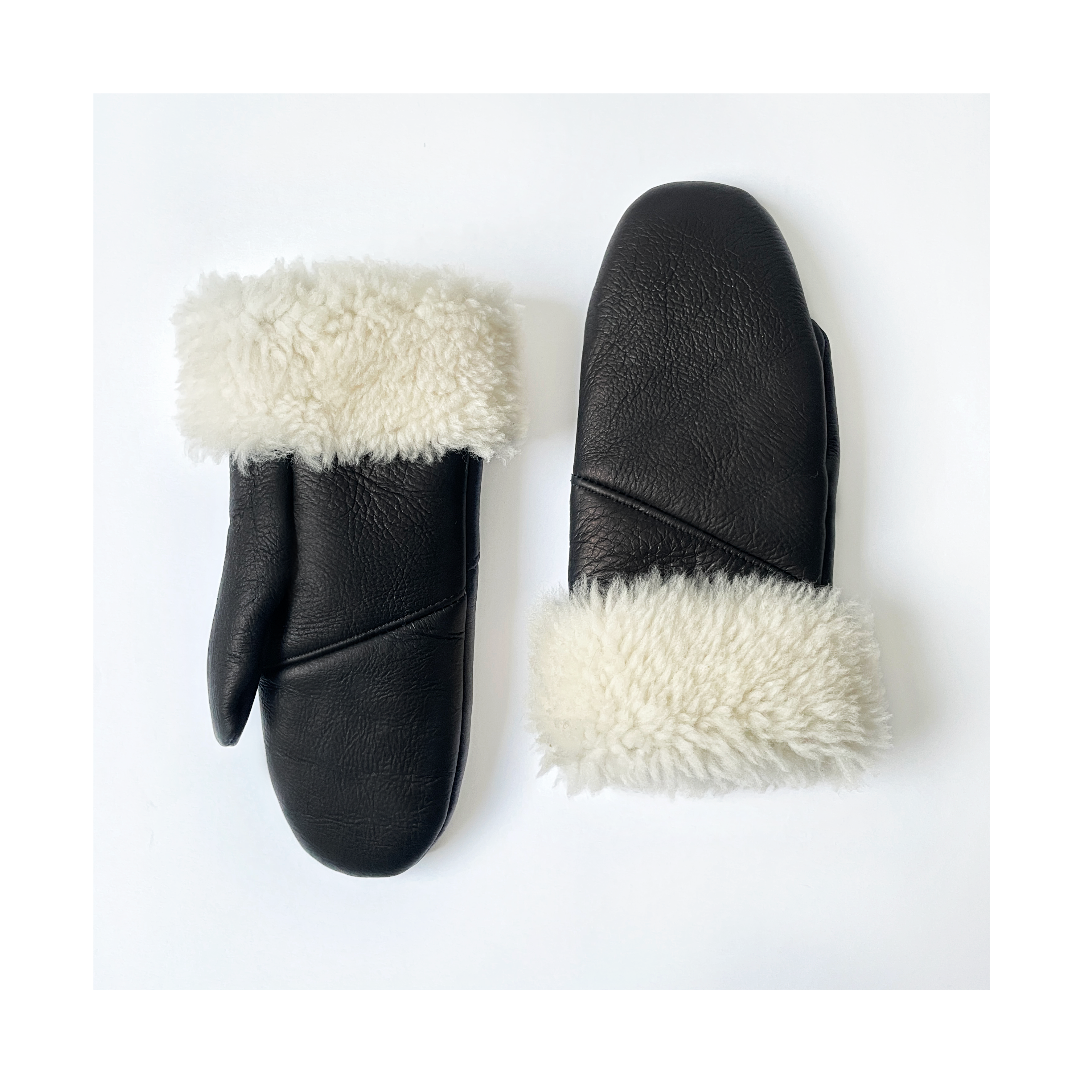 HANDMADE SHEEPSKIN GLOVES