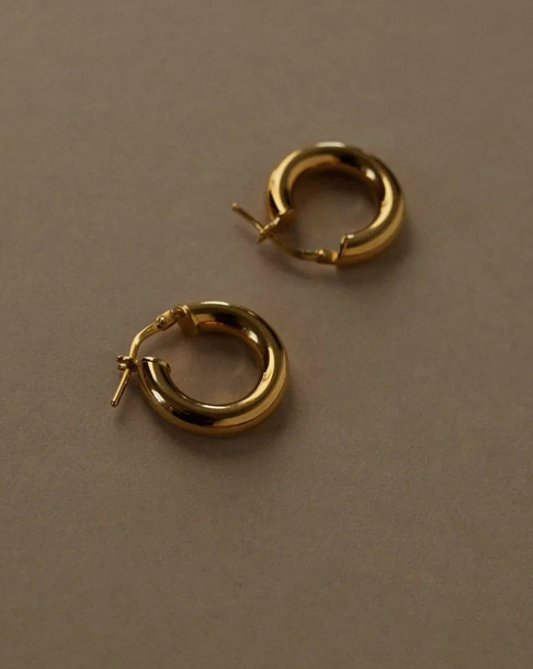 LORENN HOOPS EARRINGS