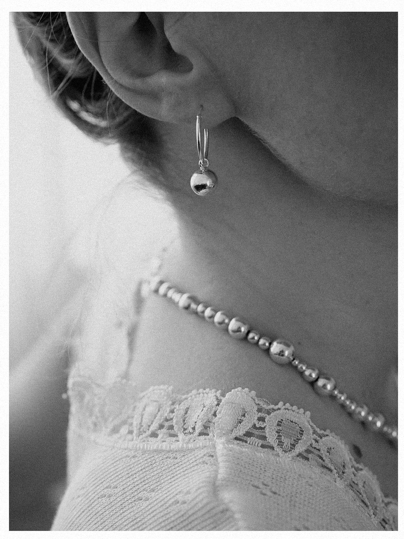 VIKKA HOOPS EARRINGS