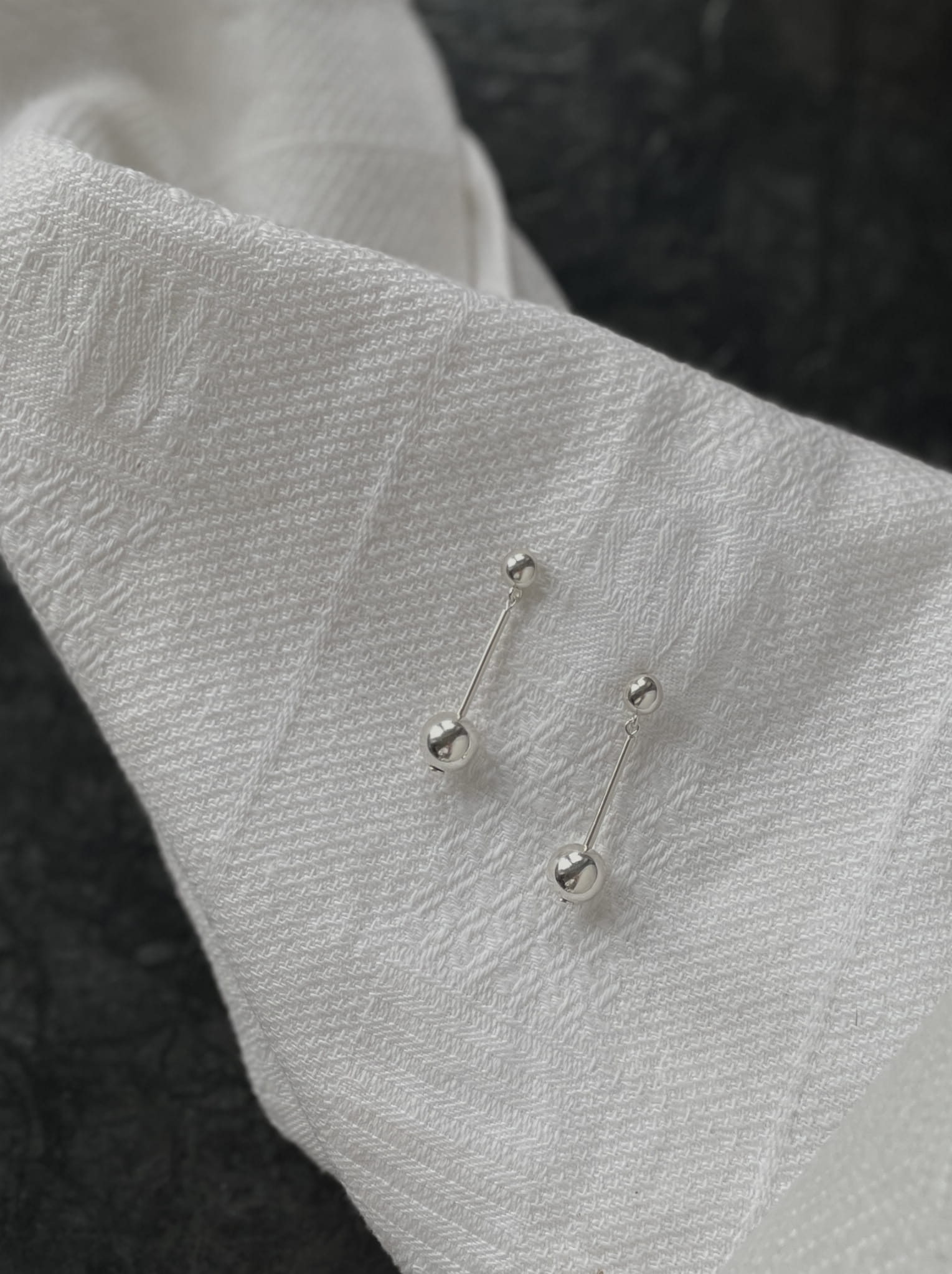KOLCZYKI LIVIA BALL EARRINGS