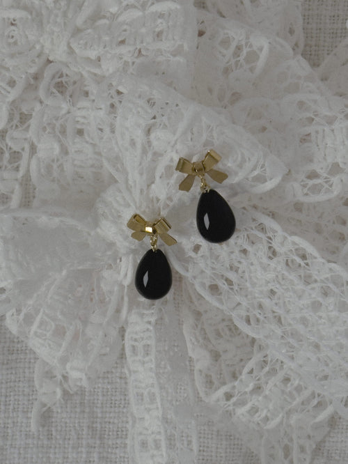 BOW ONYX DROP EARRINGS