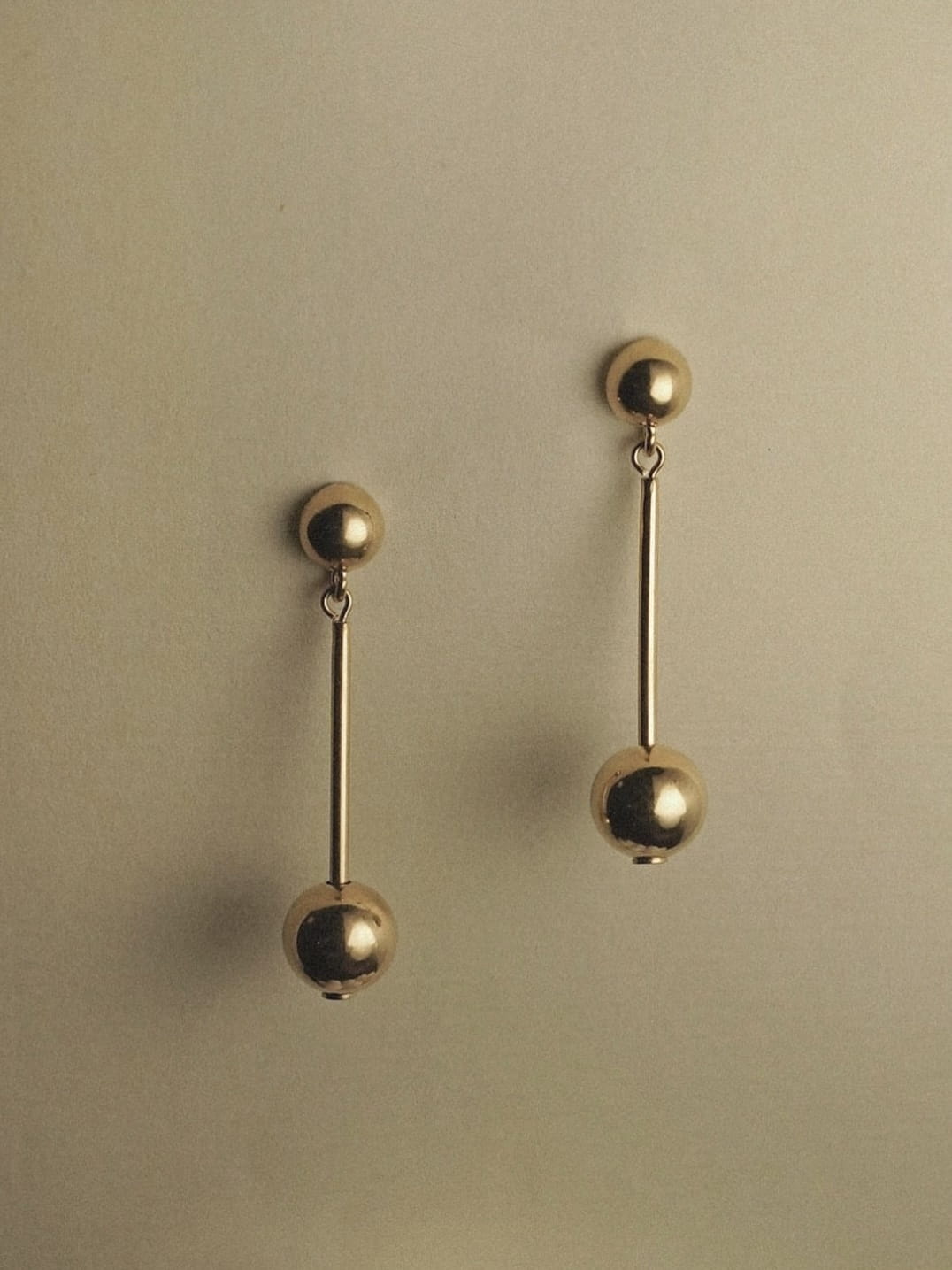 KOLCZYKI LIVIA BALL EARRINGS