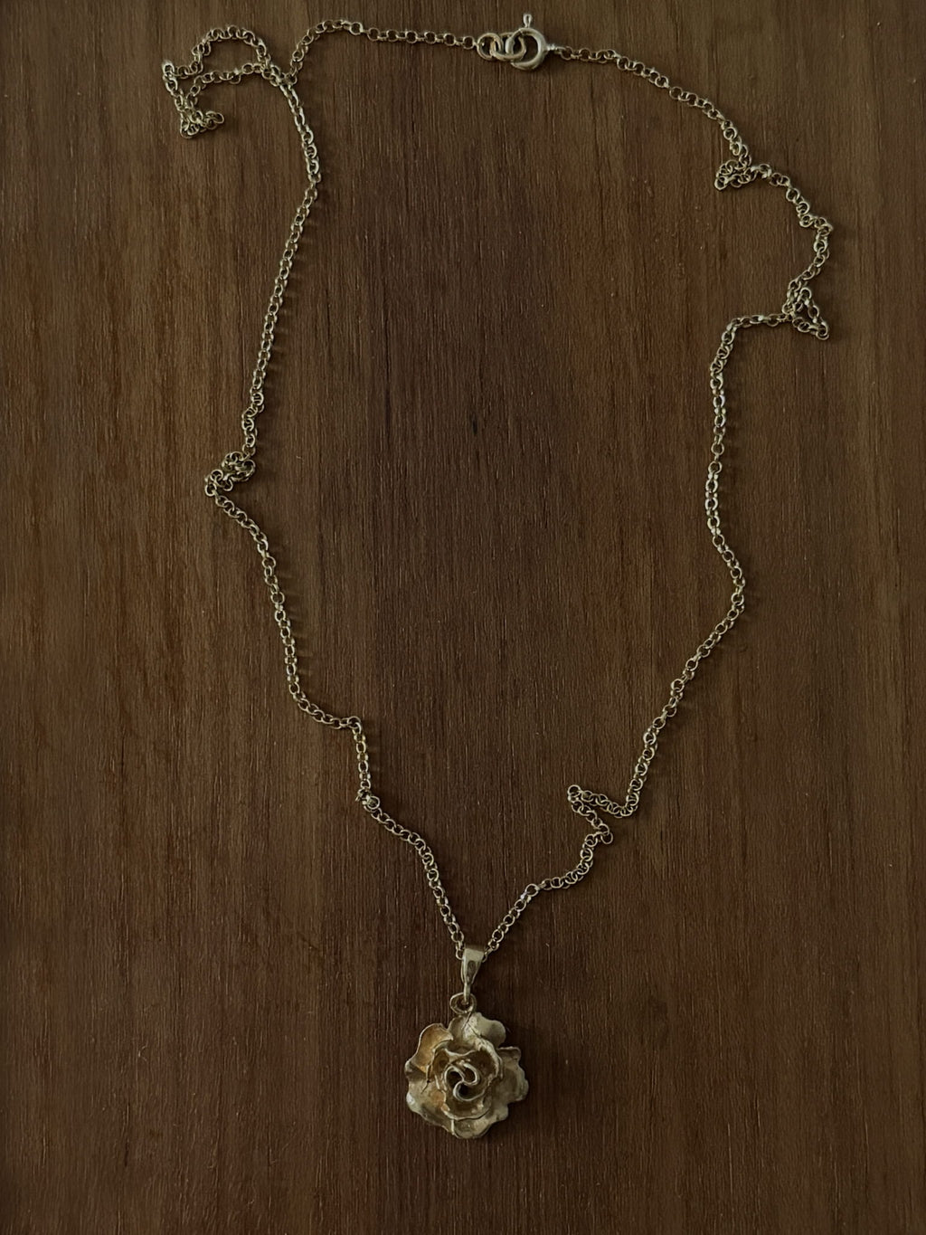 NASZYJNIK ROSE