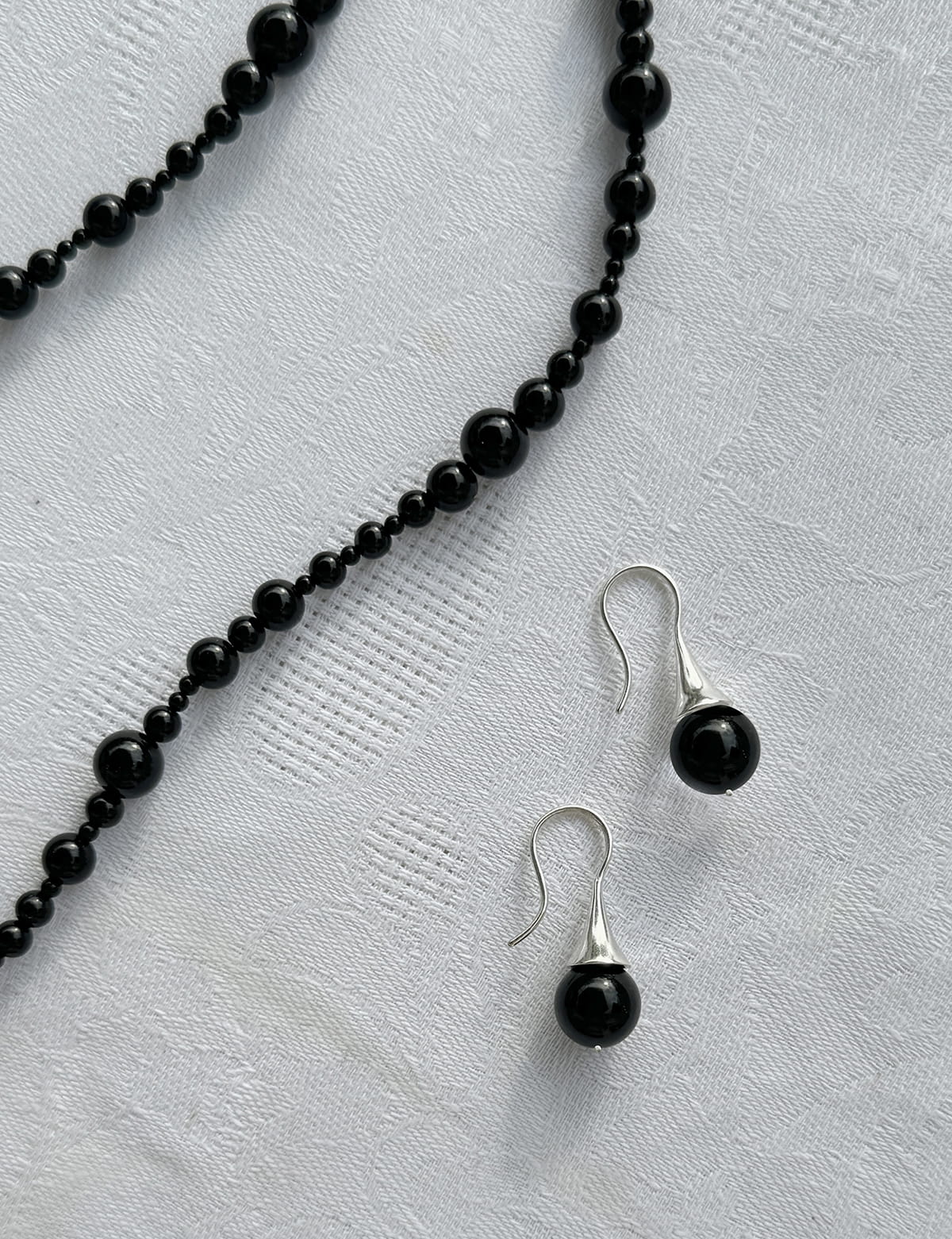 KOLCZYKI GRACE ONYX EARRINGS