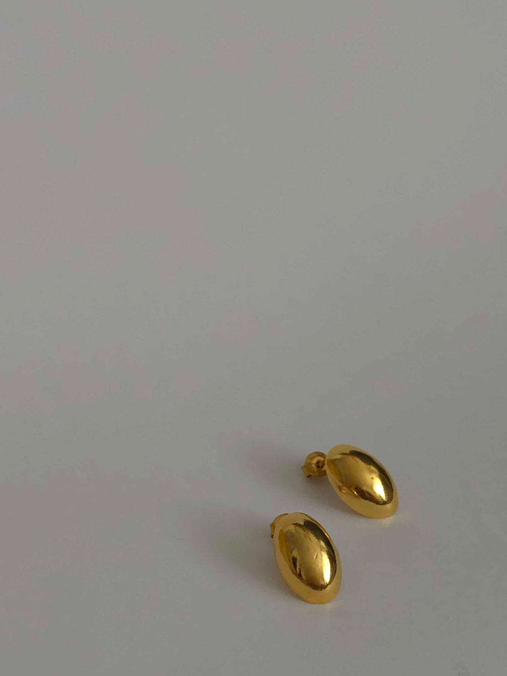 OVAL EARRINGS