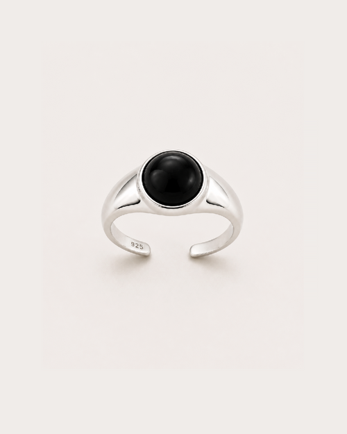 PIERŚCIONEK LISSA KARNEOL - ONYX SYGNET